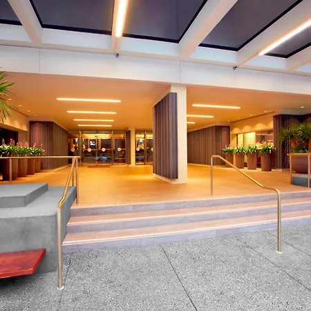 The Westin Bonaventure Hotel & Suites, Los Angeles-3